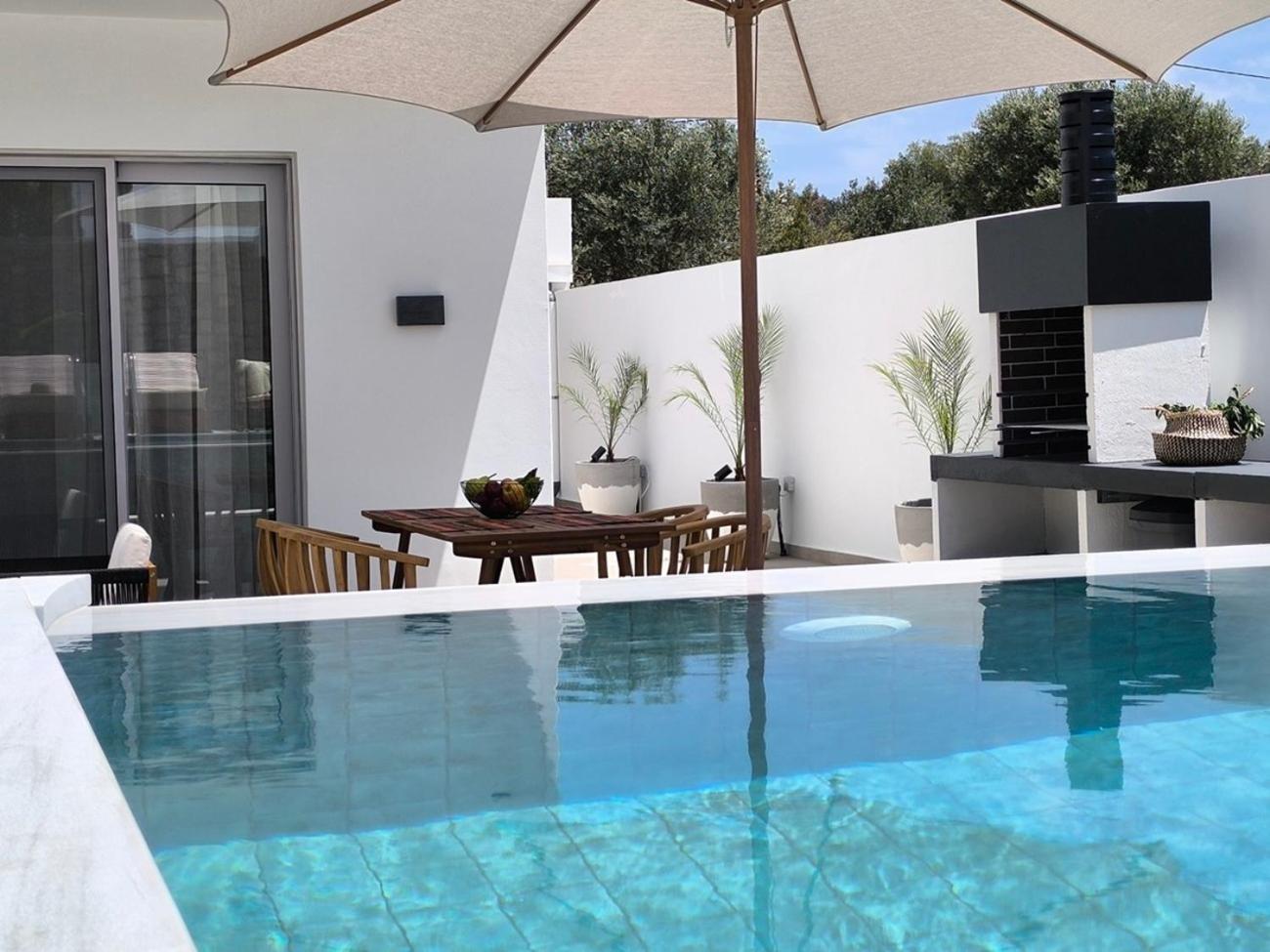 Valantina's & Mannouel Luxury Villa