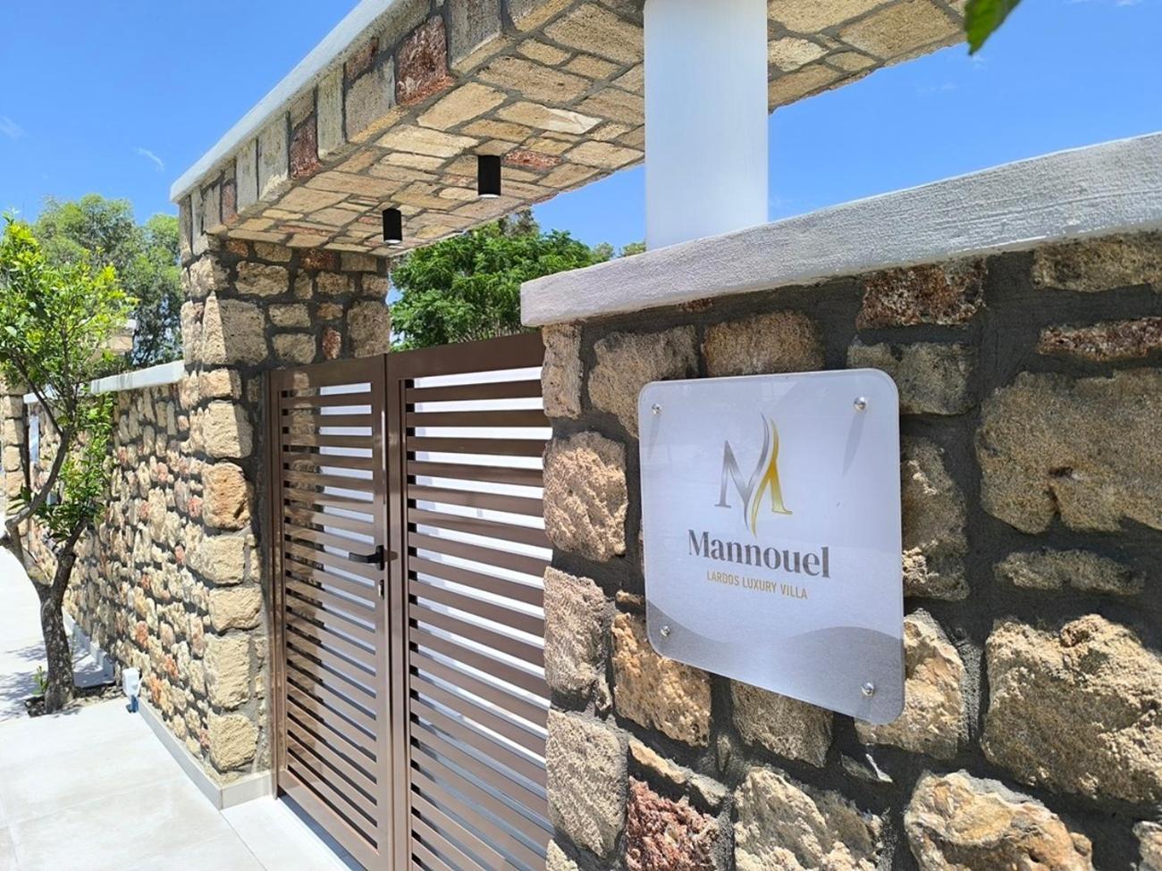 Valantina's & Mannouel Luxury Villa Lardos